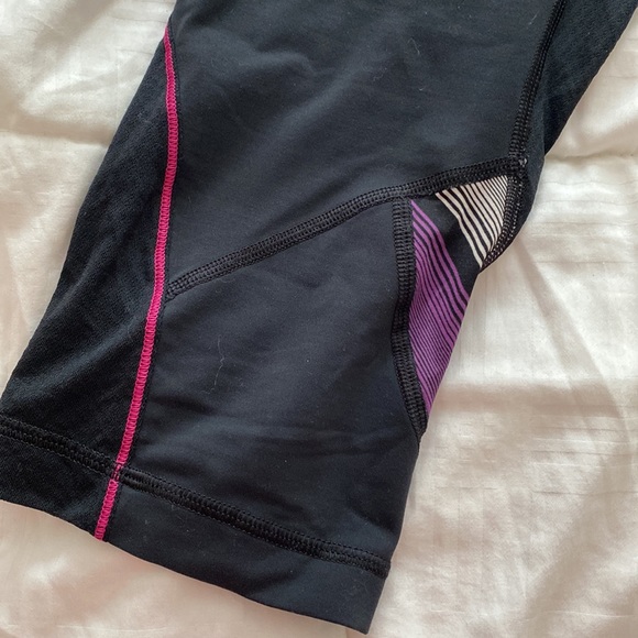 LULULEMON SZ 12 PURPLE AND BLACK LEGGINGS - Picture 3 of 7